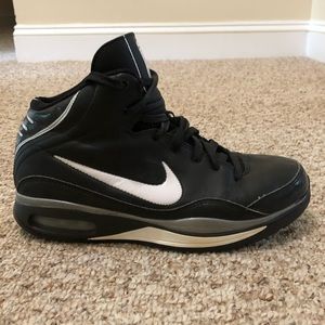 LIKE NEW💎Nike Women’s Basketball high tops